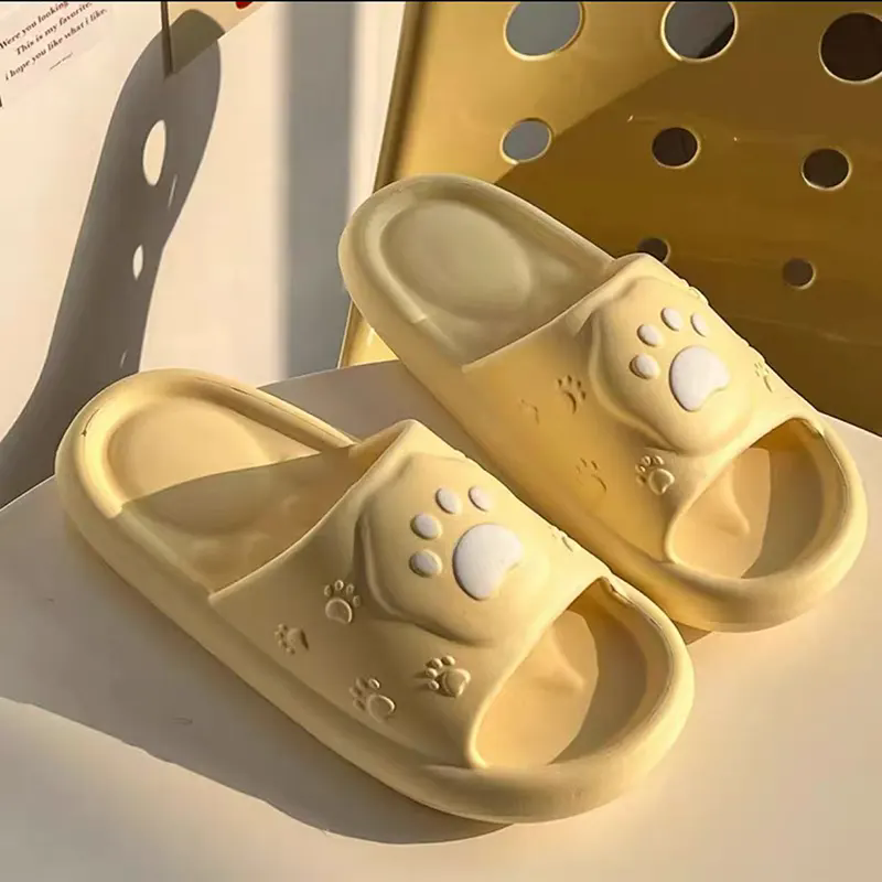 Τι κάνει τις Cute Footprint Slippers την επόμενη μεγάλη τάση στα άνετα παπούτσια;